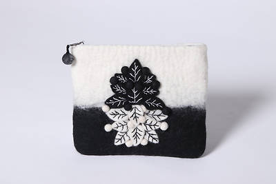 Picture of Handmade Wool Coin Purse - Nepal