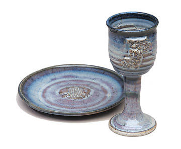 Picture of Porcelain Chalice and Paten Set