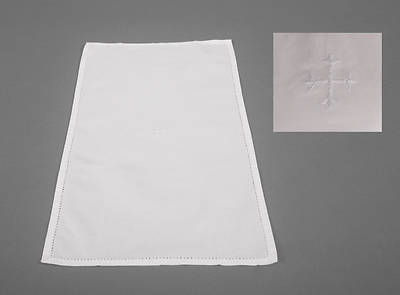Picture of Cambric Linen Bread Plate Napkin with White Cross