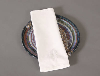 Picture of Cambric Linen Bread Plate Napkin with Wheat/Grapes